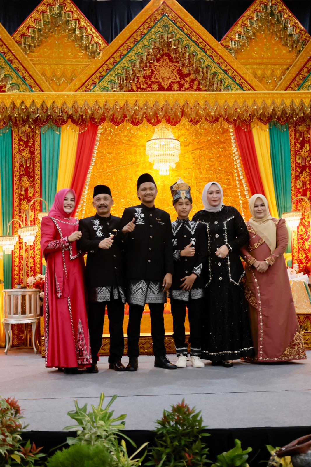 Ketua TP PKK Aceh Hadiri Kenduri Peusijuek Putra Bupati Pidie