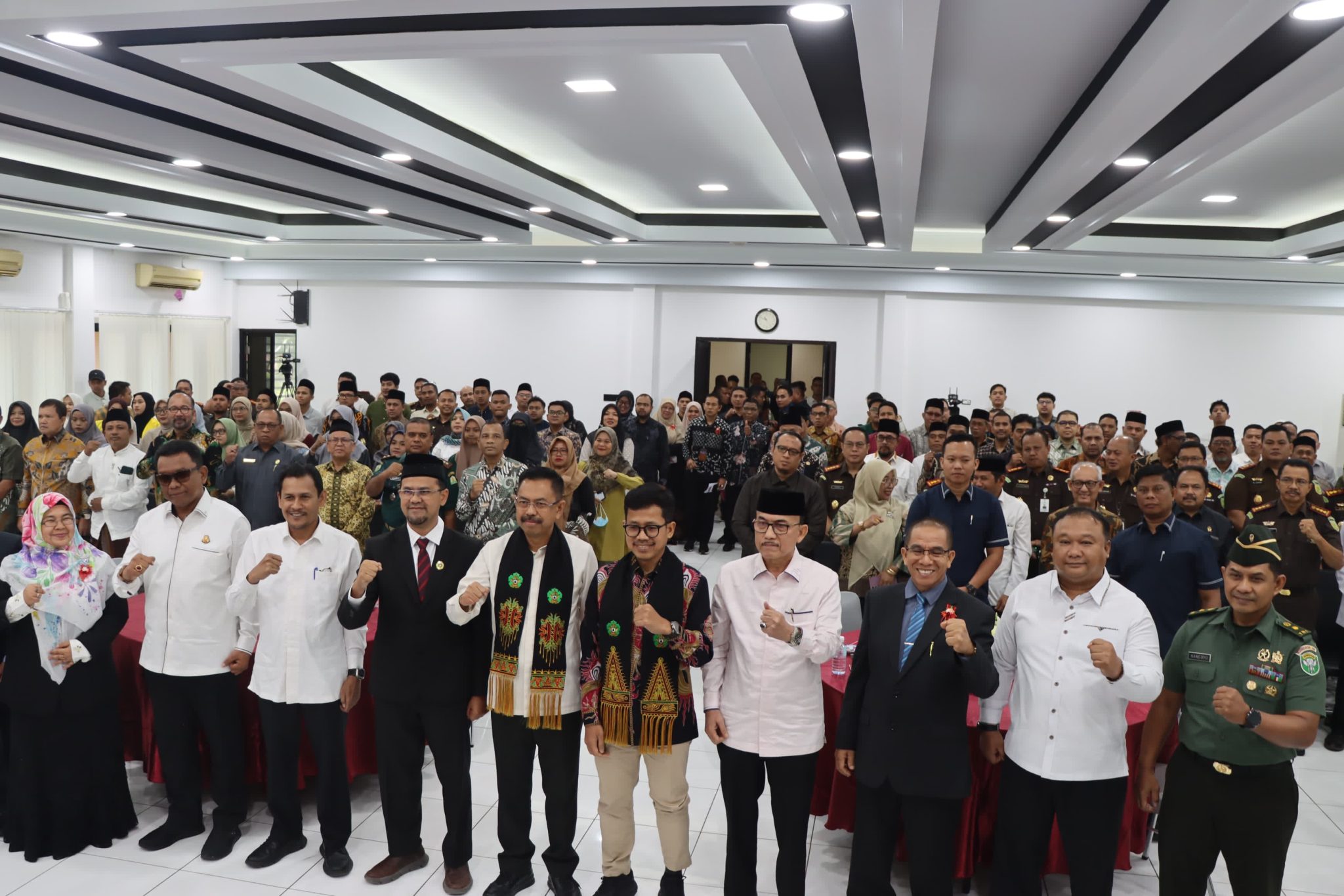 Perkuat Penegakan Hukum Syariah, Kabibkum Polda Aceh Hadiri Seminar Nasional ICJS