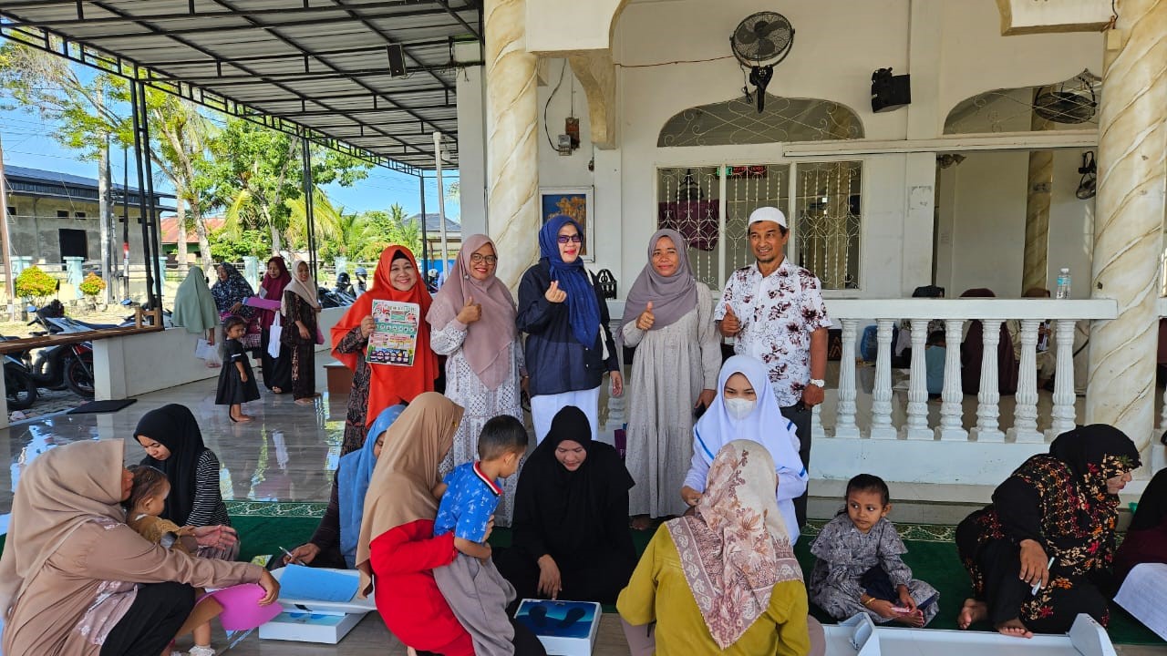 Pemberdayaan Kader dalam Mensosialisasikan Dampak Merokok terhadap Kesehatan Gigi pada Penderita Diabetes Melitus di Kecamatan Darul Imarah, Kabupaten Aceh Besar