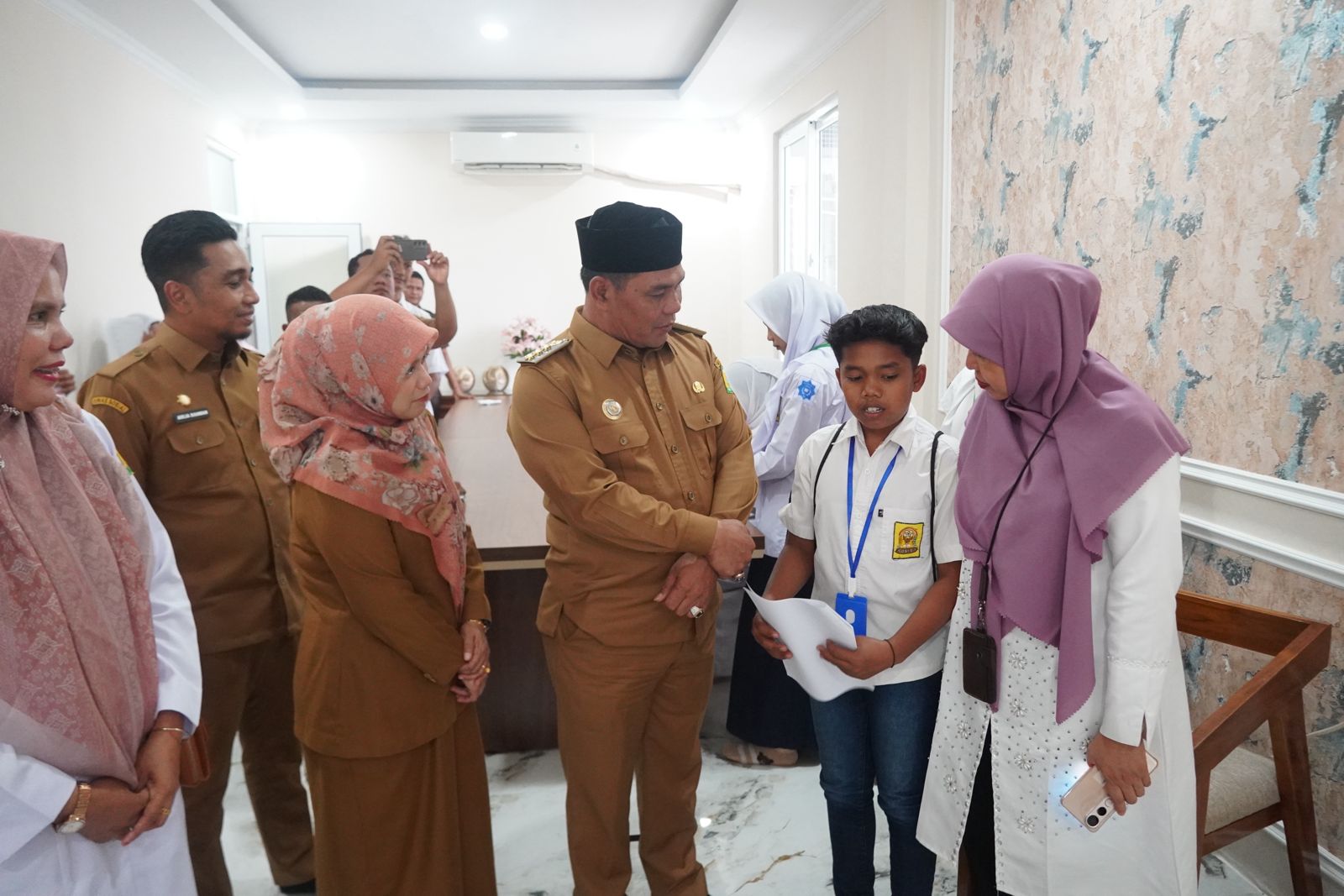 Bupati Aceh Besar Hadiri Pembukaan Sekolah Rakyat, Program Unggulan Presiden Prabowo