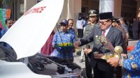 Peringati Hari Kesaktian Pancasila, Bupati TRK Serahkan Penghargaan dan Ambulans untuk Puskesmas Alue Bilie